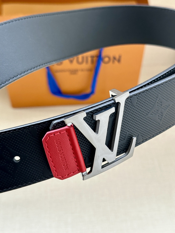 激安ルイヴィトンベルト背面デザイン